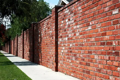 Builder retaining wall options in new york